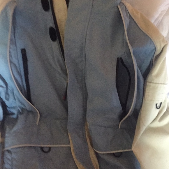 Eddie Bauer boy/girl jacket. Size L/XL. - Picture 2 of 6